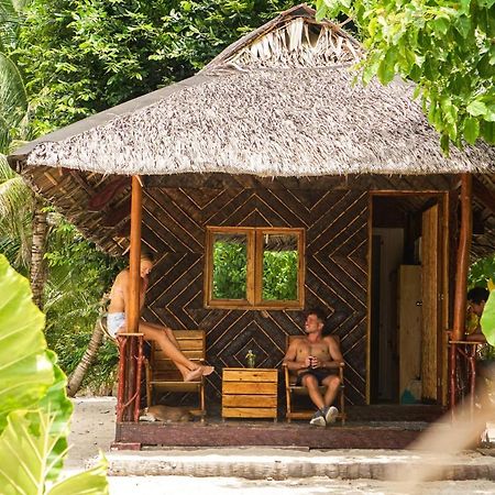 Marahuyo Siargao Hotel Catangnan Exterior photo